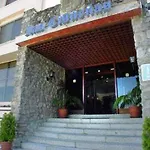 호텔 Cigueenas 3*