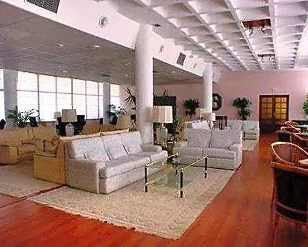 Hotel Cigueenas 3*