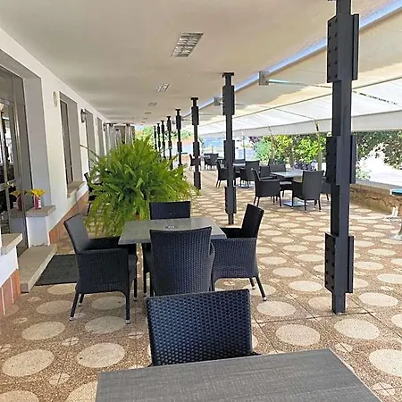 Hotel Cigueenas Trujillo