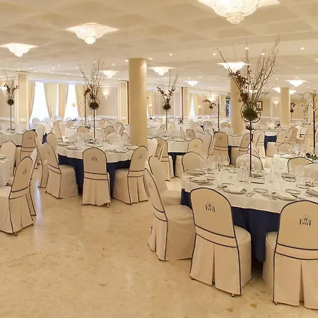 Hotel Cigueenas 3*
