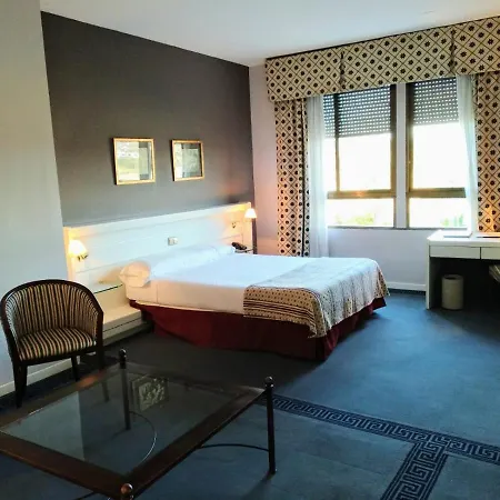 Cigueenas Hotel 3*